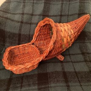 Vintage Cornucopia Centerpiece Woven Basket